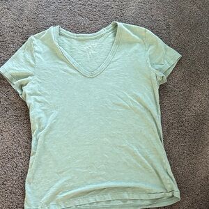 Universal Thread Light Green V-Neck Tee